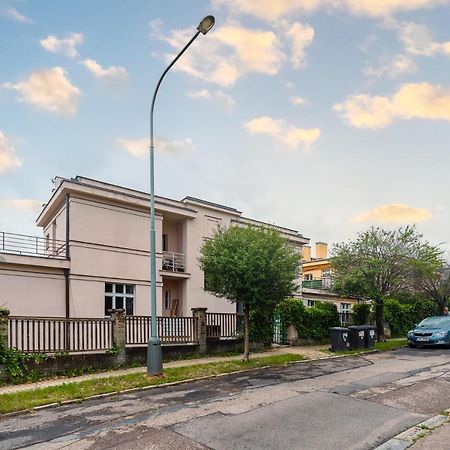 Apartman Xaveriova Praga Exterior foto